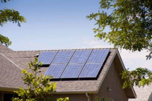 Napelemek tisztítása, ozmozis technológiával, lágy vízzel, energiahatékonyság.