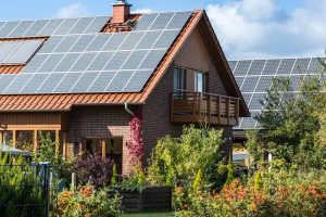 Napelem tisztítása, családi ház, hatékonyság, energiahatékonyság